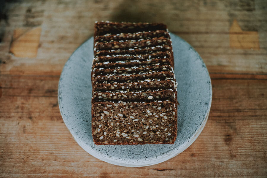 haluta ( ハルタ ) 上田の黒パン ( ルブロ )