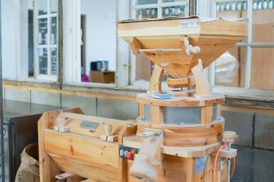 haluta ( ハルタ ) 上田の石臼