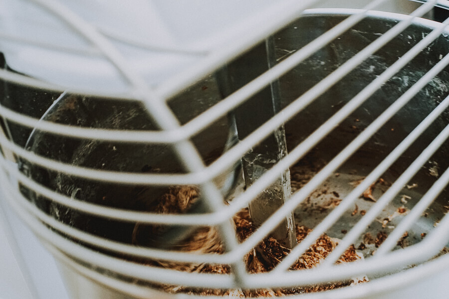 haluta ( ハルタ ) 上田のパンをこねる